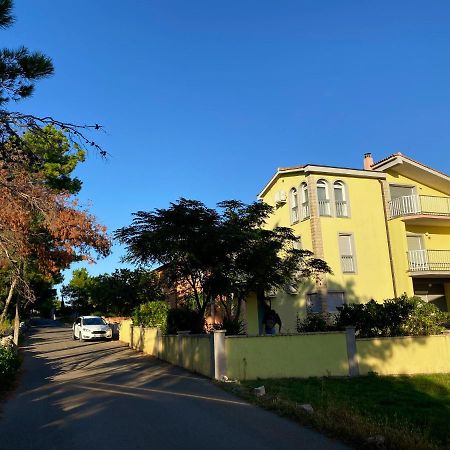 Villa Mena Вир Экстерьер фото